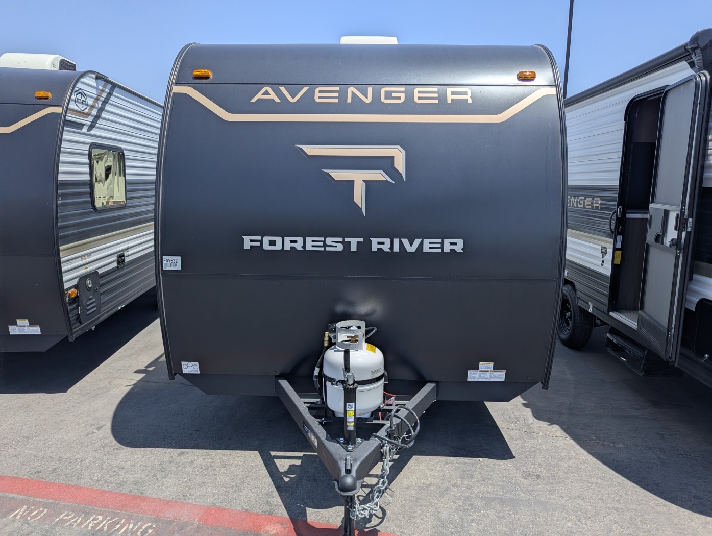 2026 Prime Time Avenger LT 16BHX - Image 2