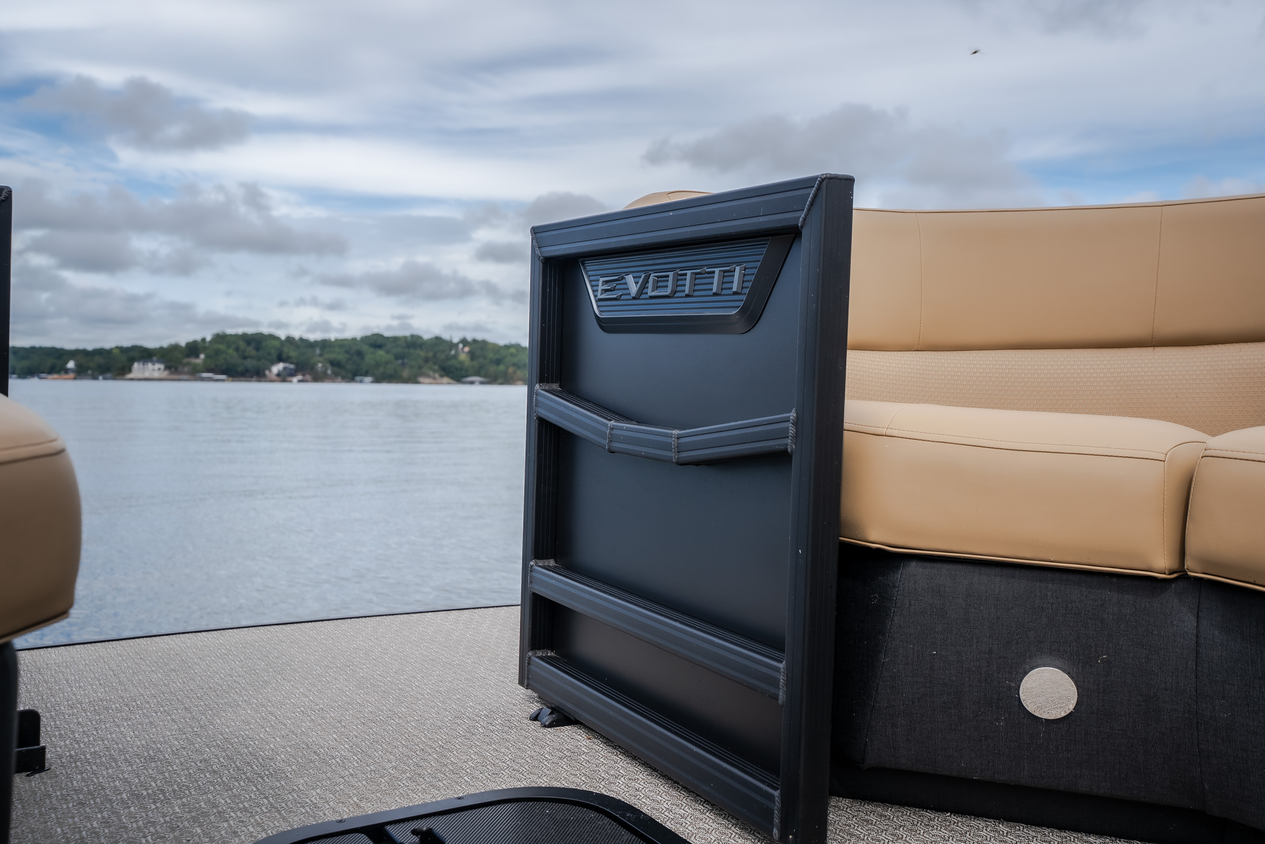 2026 Evotti 525 Quad Lounge - Image 15