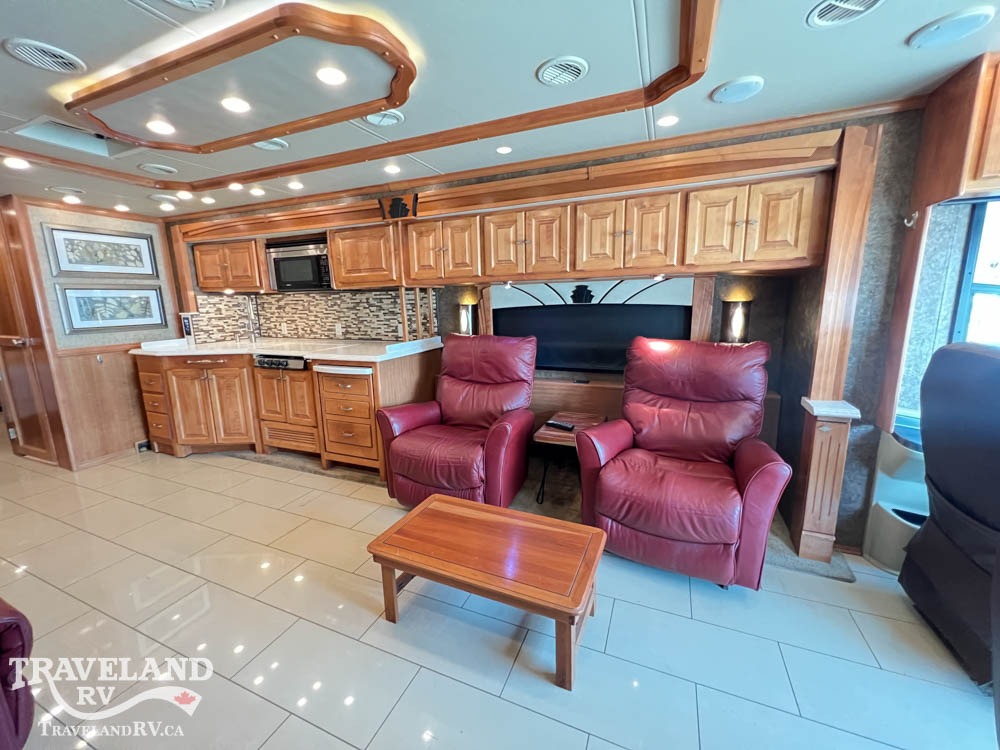 2015 Tiffin Phaeton 42 LH - Image 26