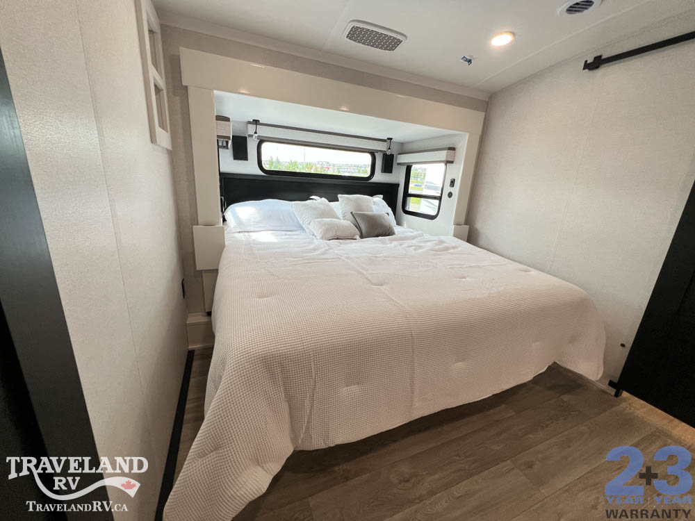 2027 Jayco Pinnacle 38FBRK - Image 37