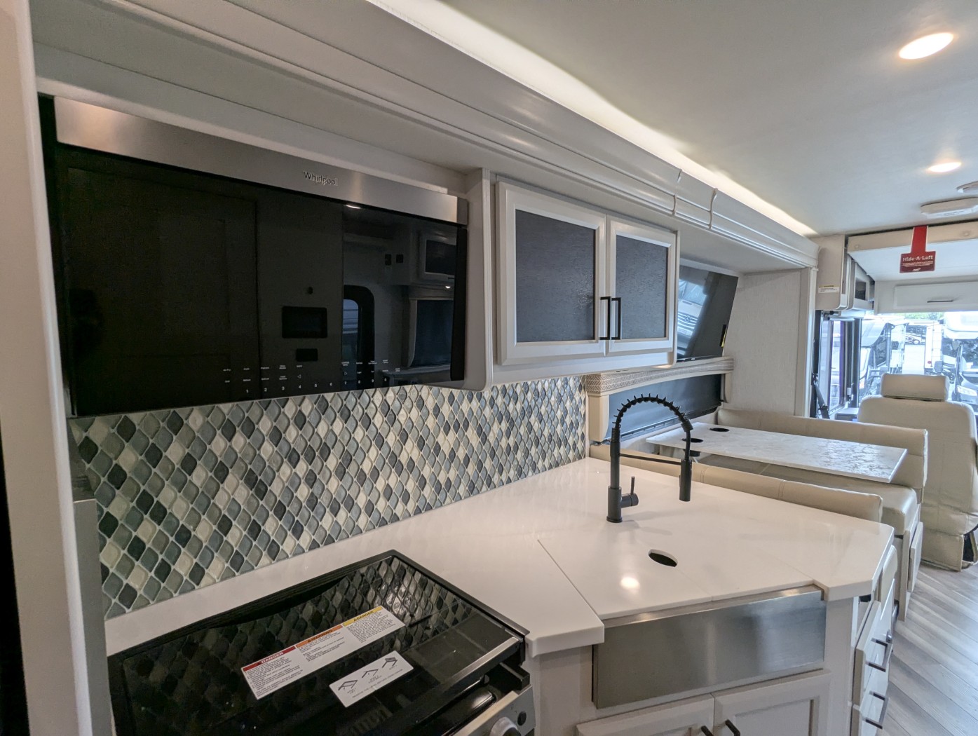 2026 Holiday Rambler Invicta 33HB - Image 30