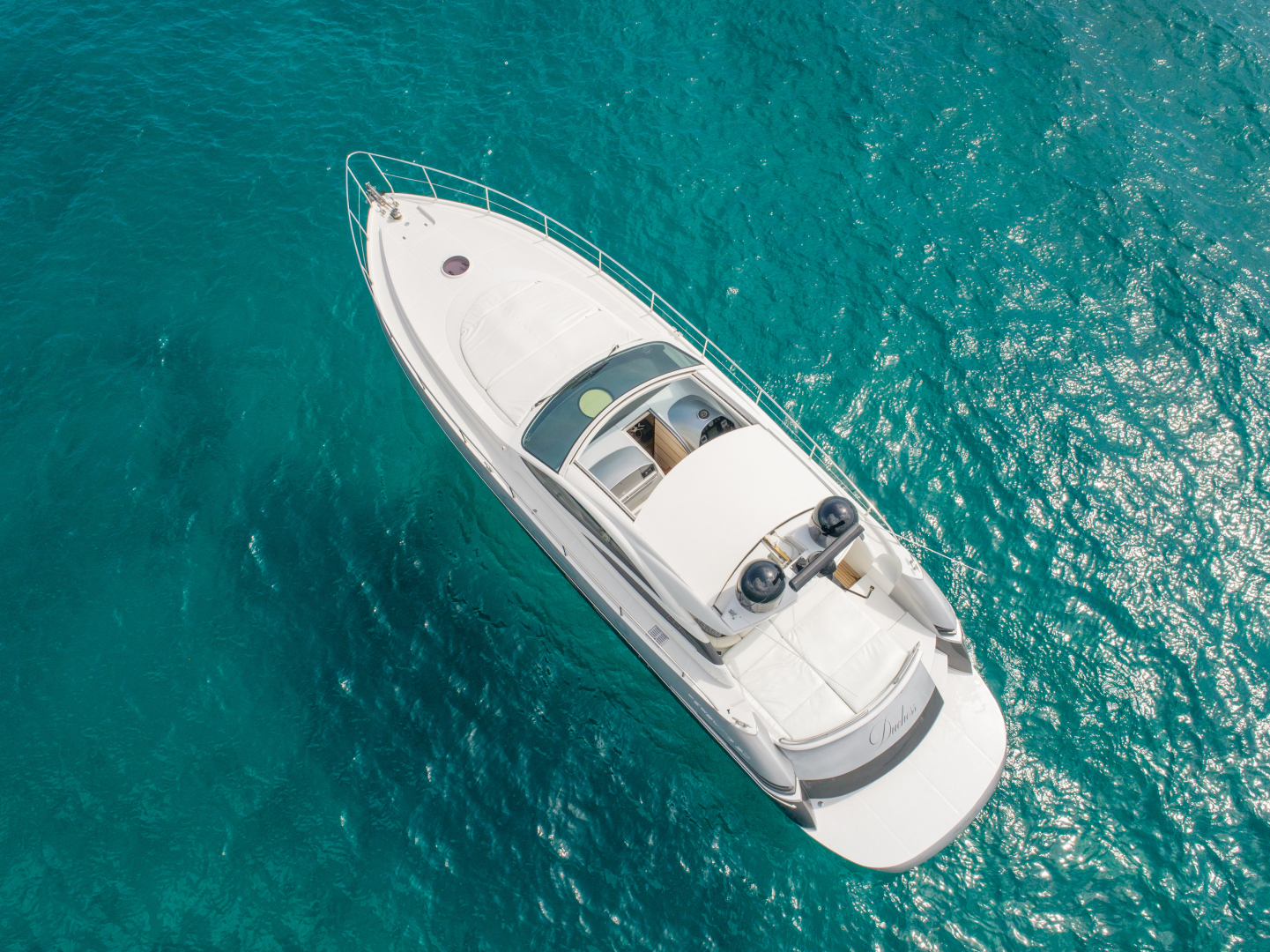 2004 Pershing Express - Image 3