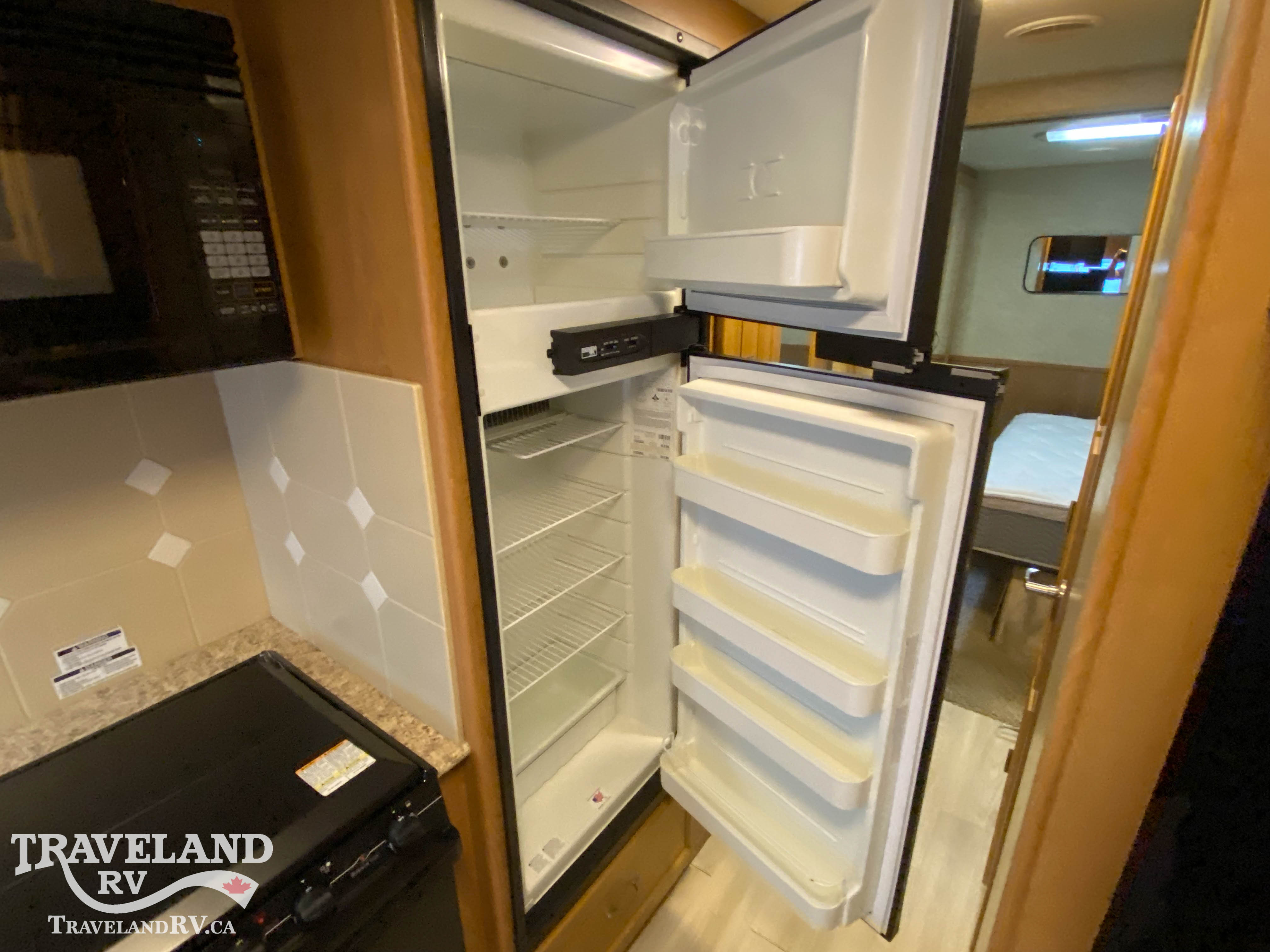 2011 NEWMAR BAYSTAR 3302 - Image 18