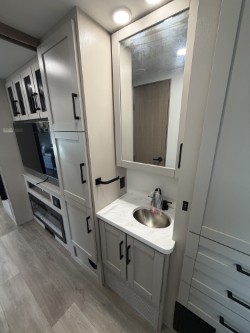 2027 JAYCO GREYHAWK 30Z - Image 23