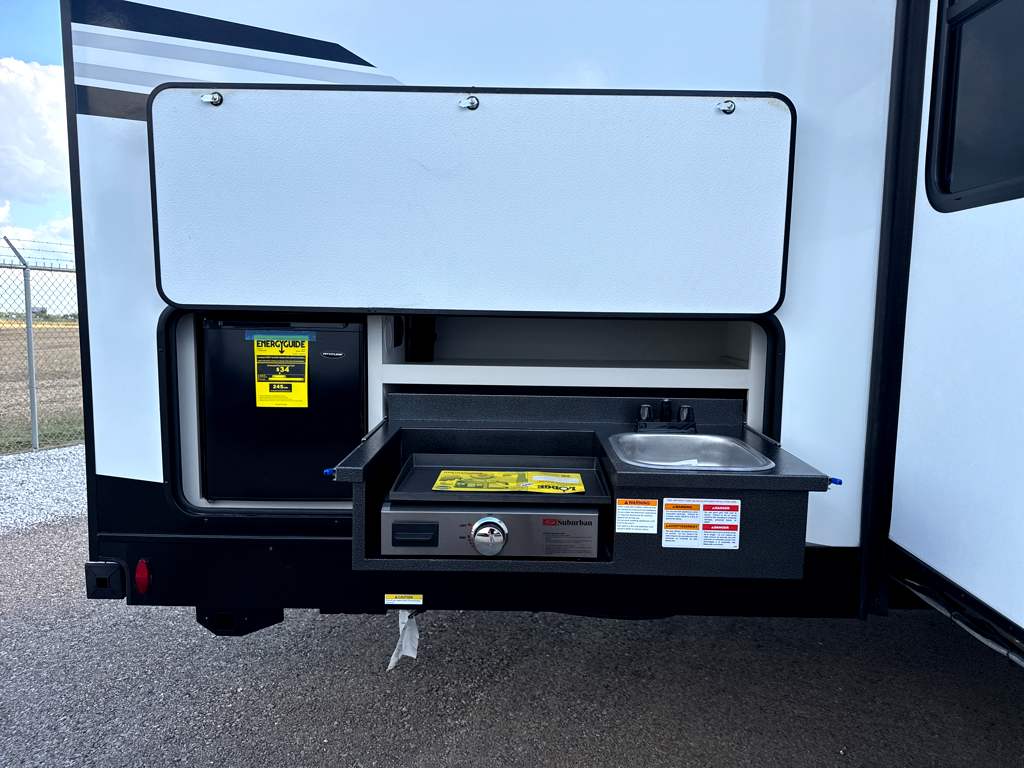 2027 VENTURE RV SPORTTREK 343VIB - Image 25