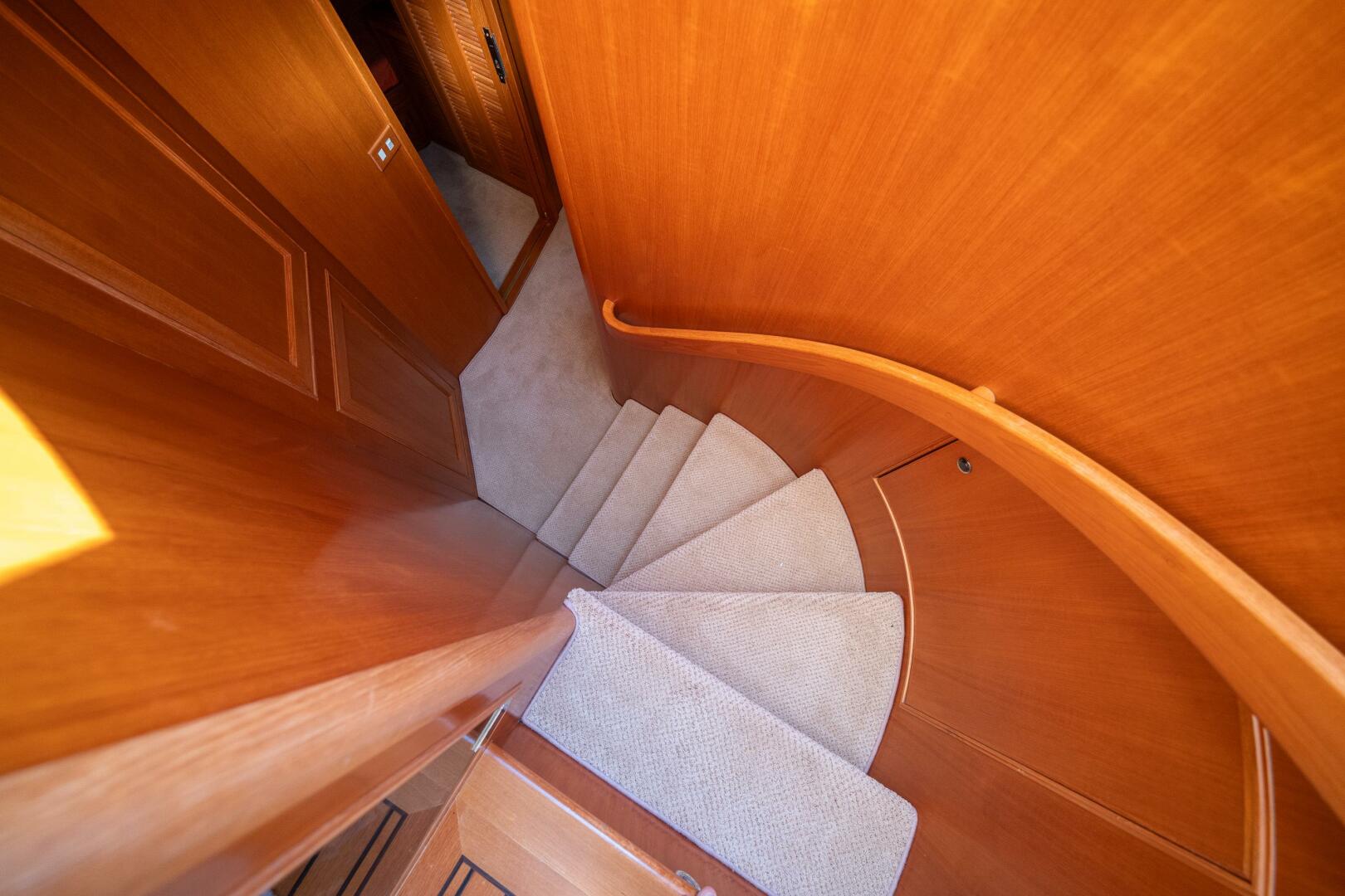2006 Offshore Yachts 72 Pilothouse - Image 37