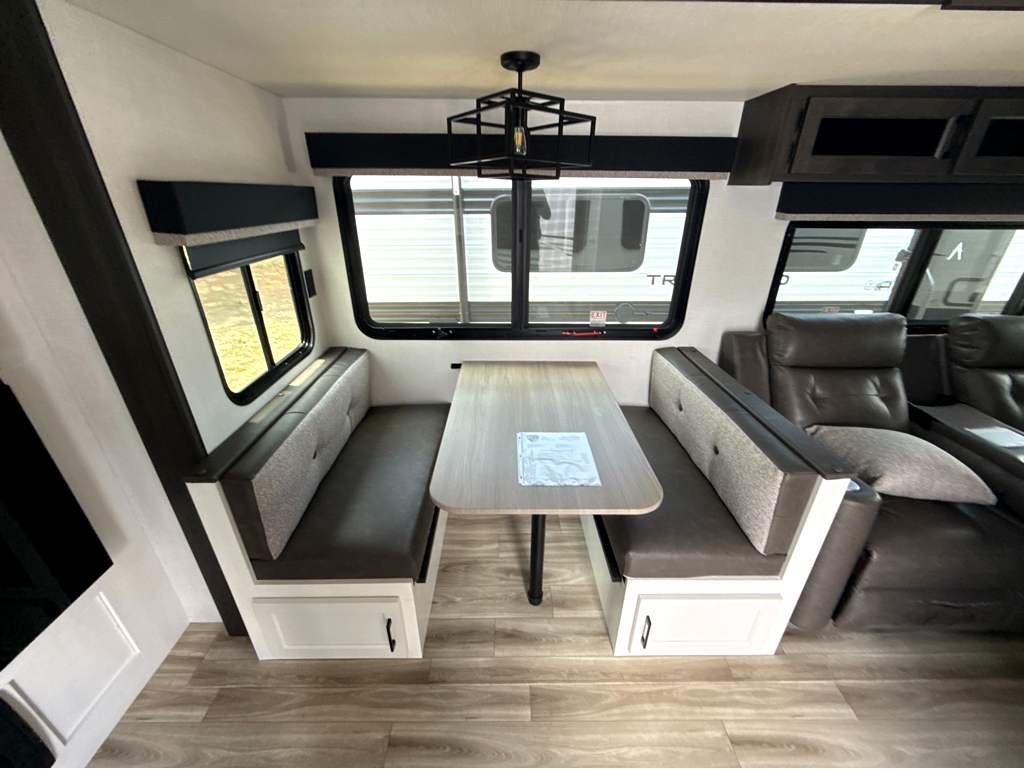 2026 VENTURE RV SPORTTREK 272VRK - Image 18