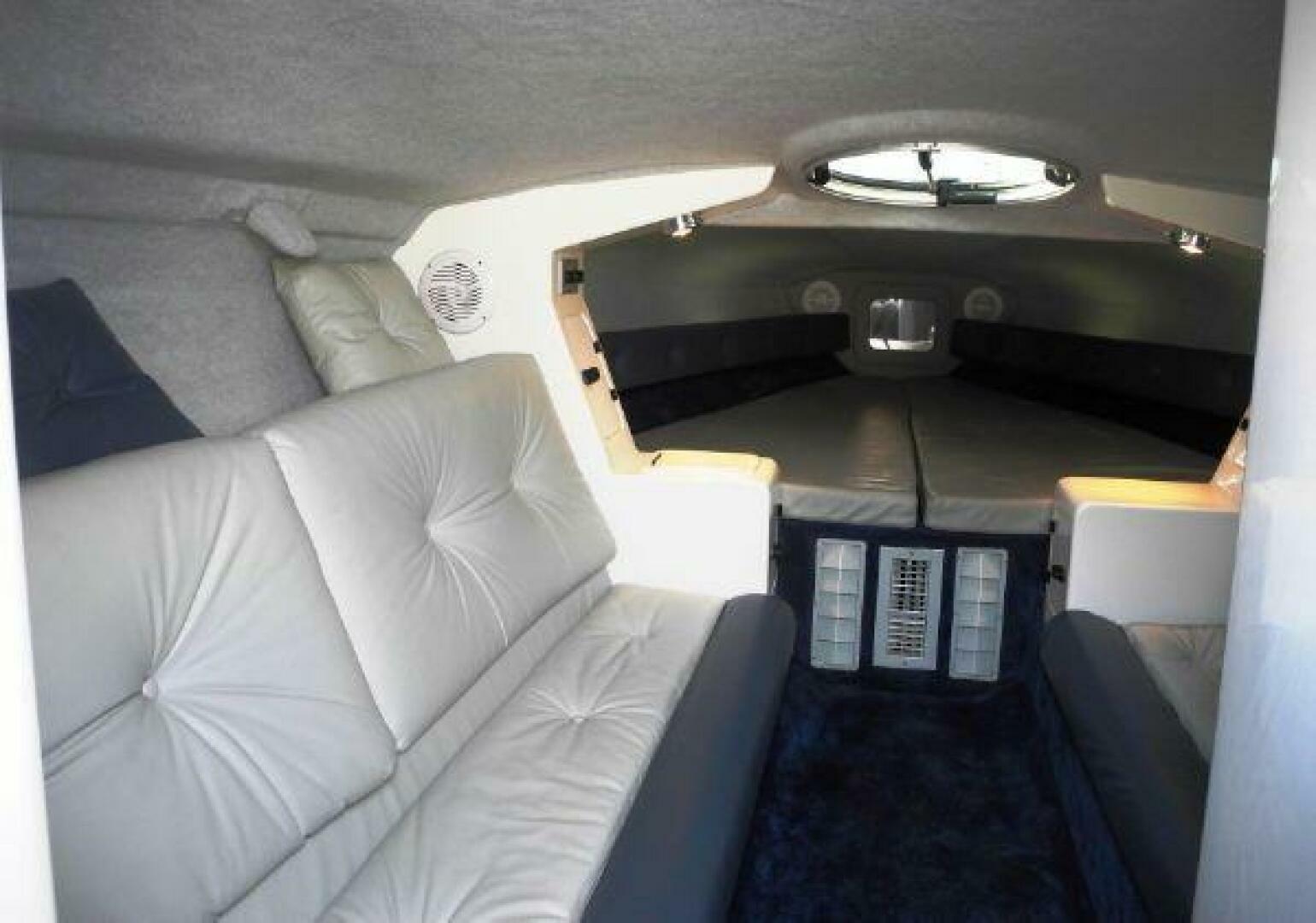 2002 Advantage - Image 14