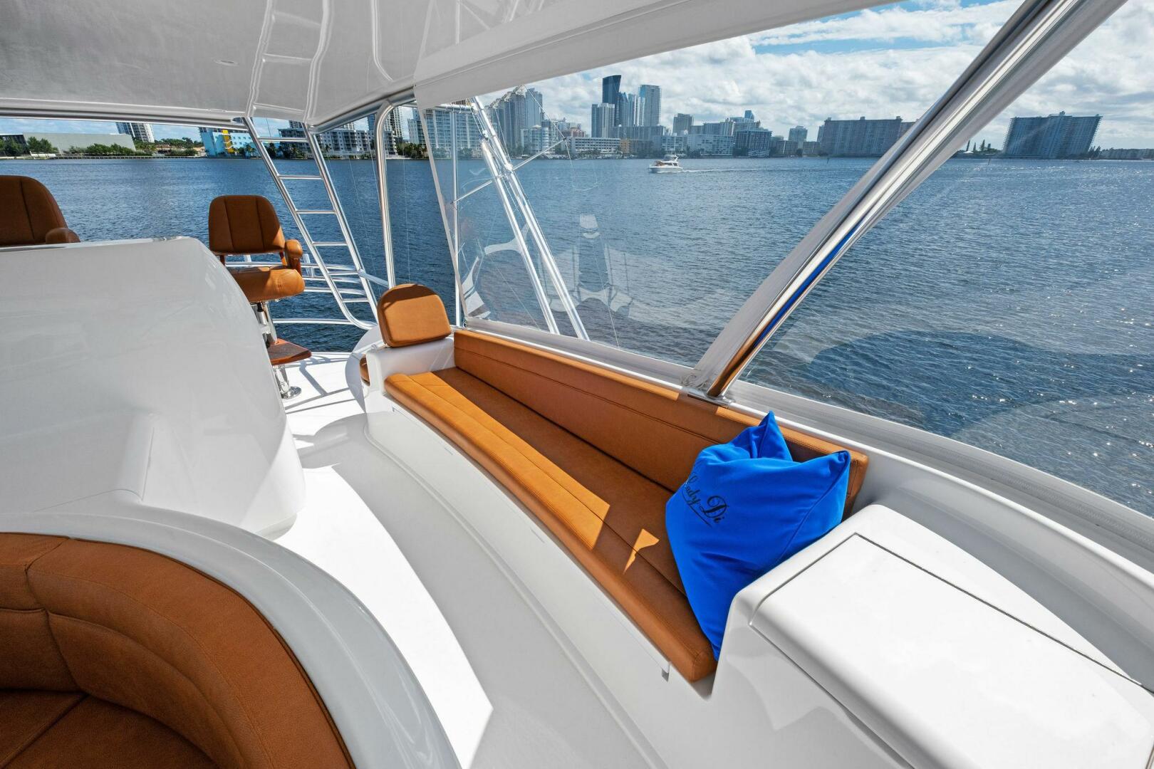2012 Viking 82 Convertible - Image 87