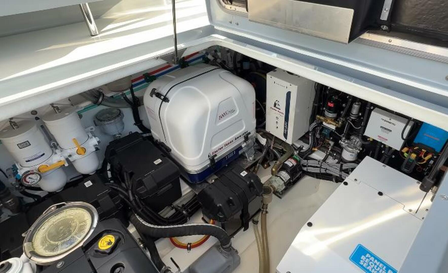 2025 Targa 37 Flybridge - Image 27