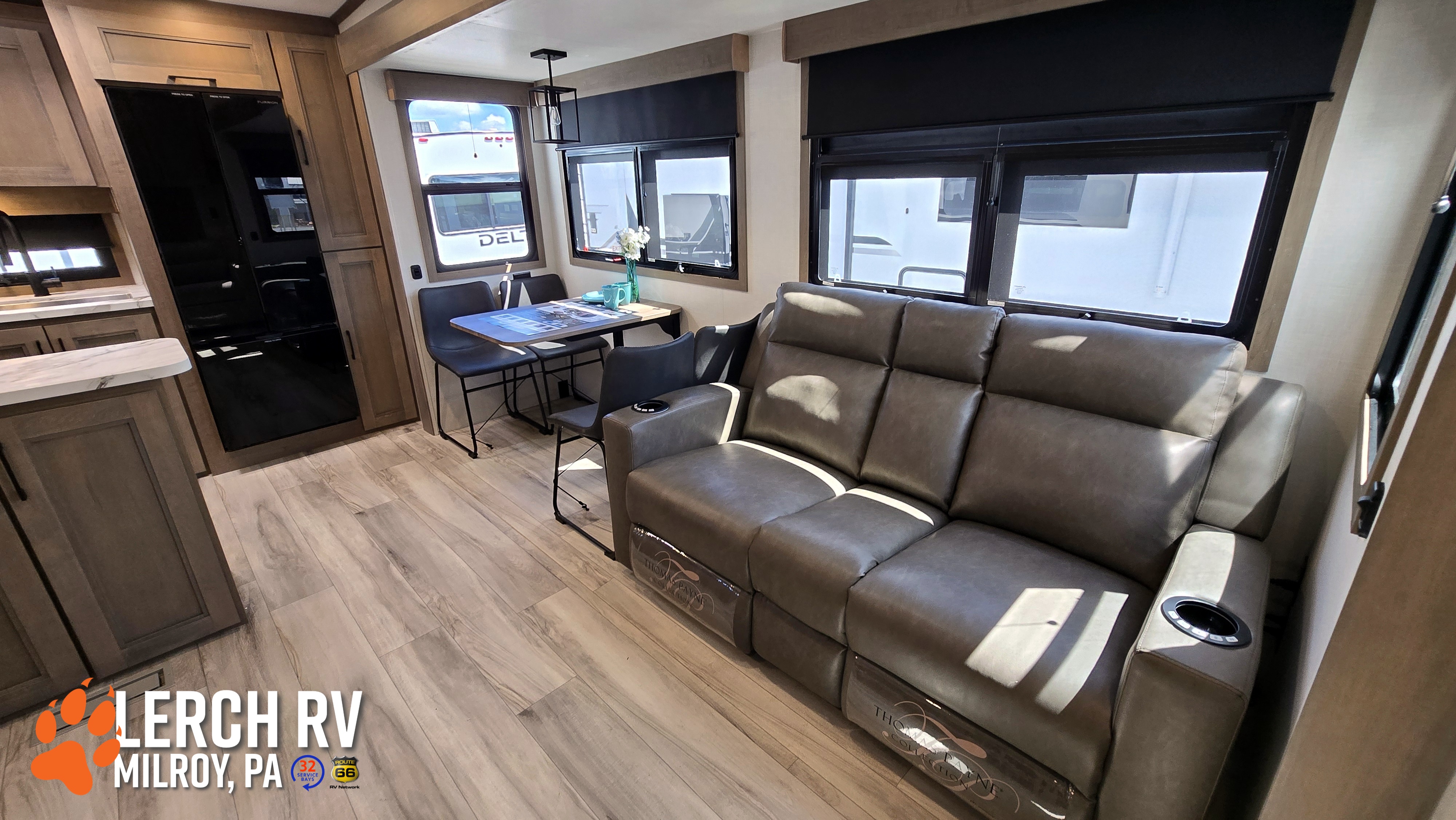 2026 KZ RV Durango HT D256RKT - Image 15