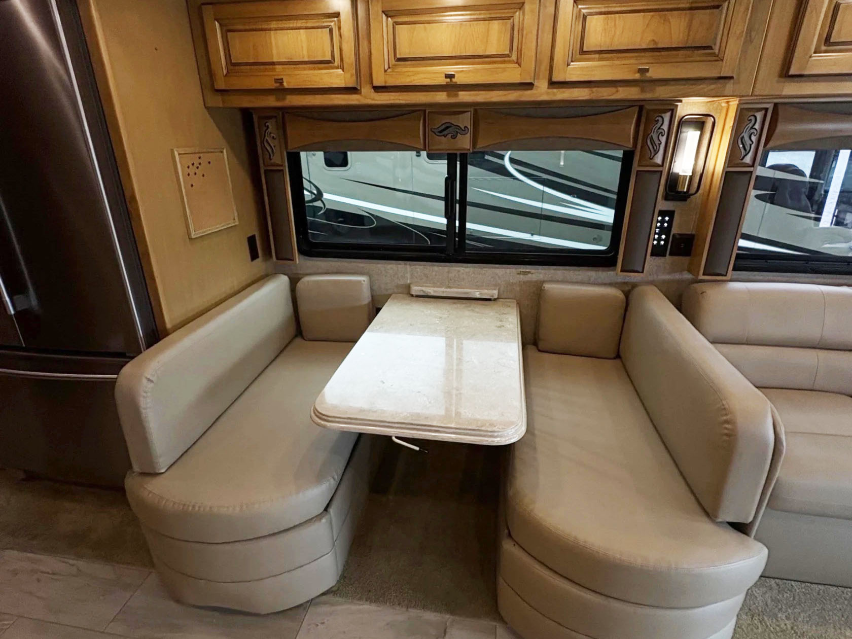 2018 TIFFIN PHAETON 40 QKH - Image 19