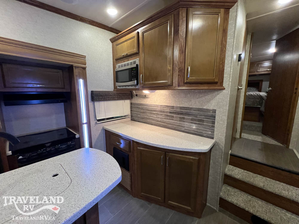 2017 Heartland Sundance XLT SD XLT 289TS - Image 12