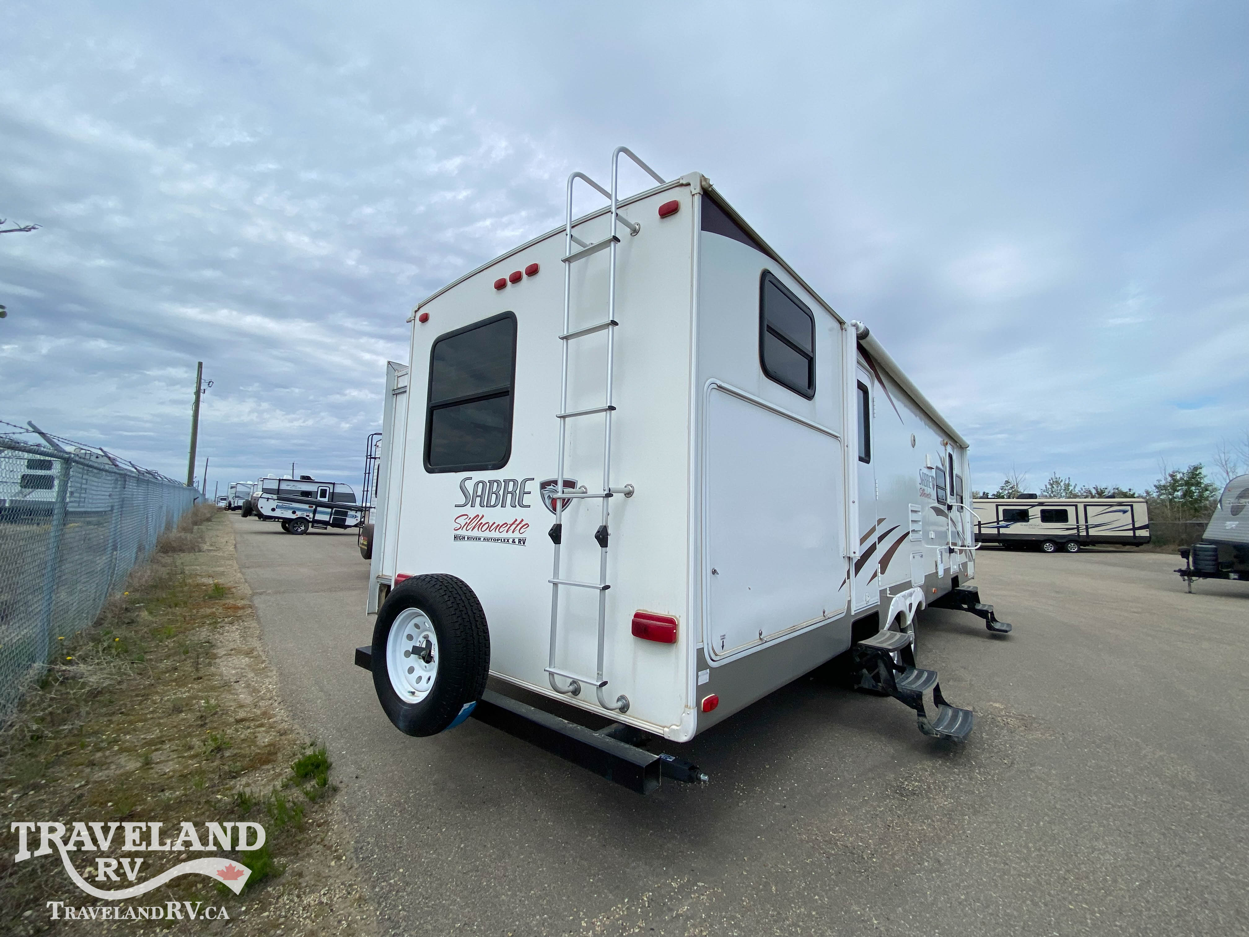 2012 FOREST RIVER PALOMINO SABRE 310BHOH - Image 6