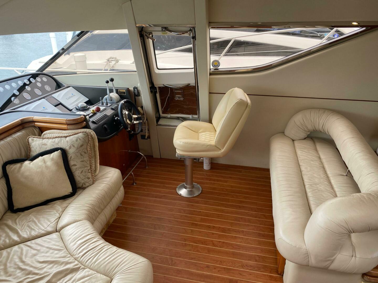 1998 Sunseeker 62 Manhattan - Image 17