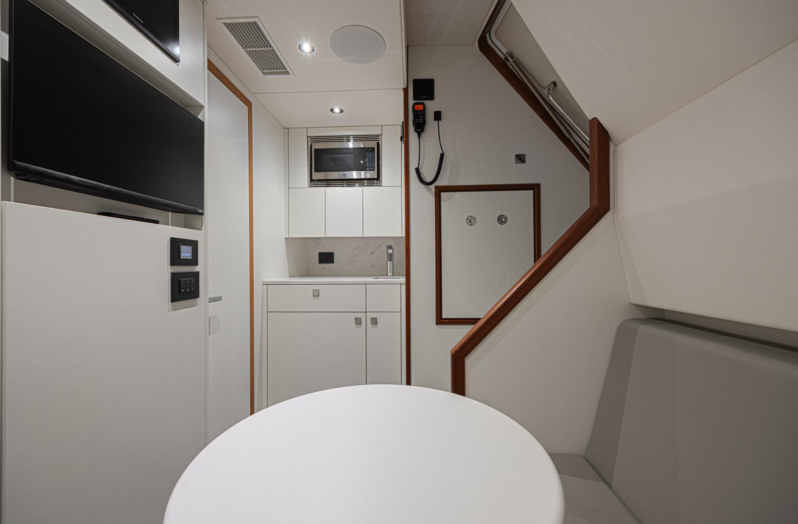 2025 Sunseeker - Image 25