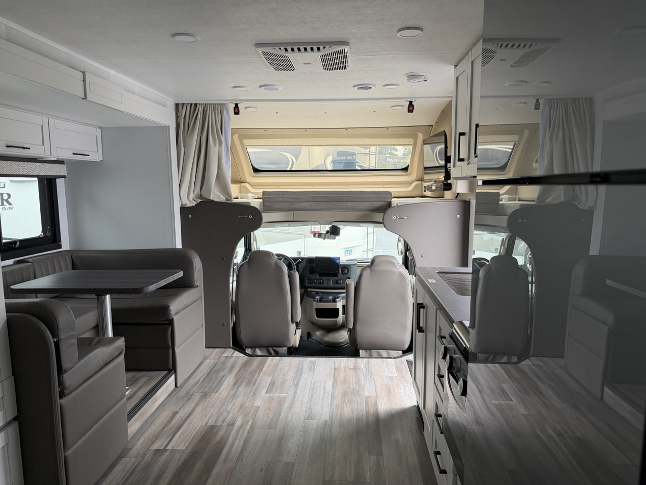 2026 Entegra Coach Odyssey 24B - Image 16