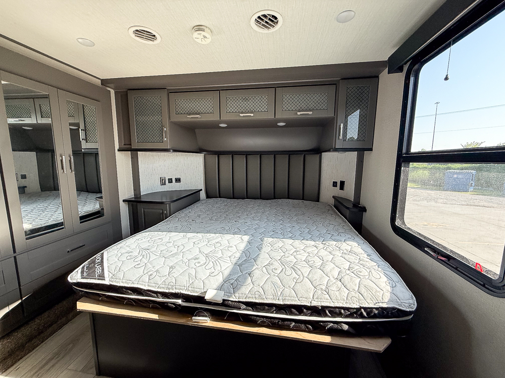 2020 GRAND DESIGN 395M - Image 44