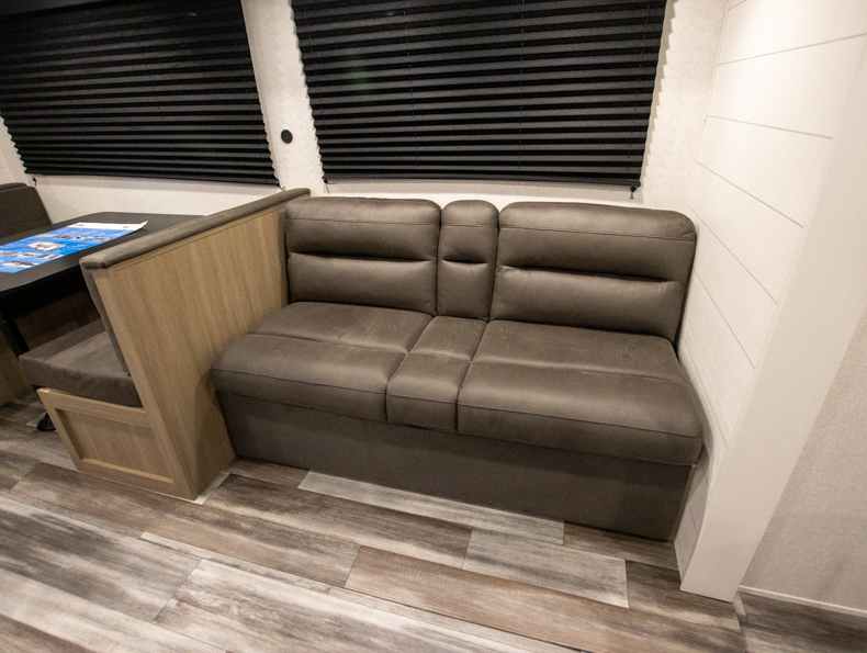2026 Jayco Jay Flight SLX 261BHS - Image 6