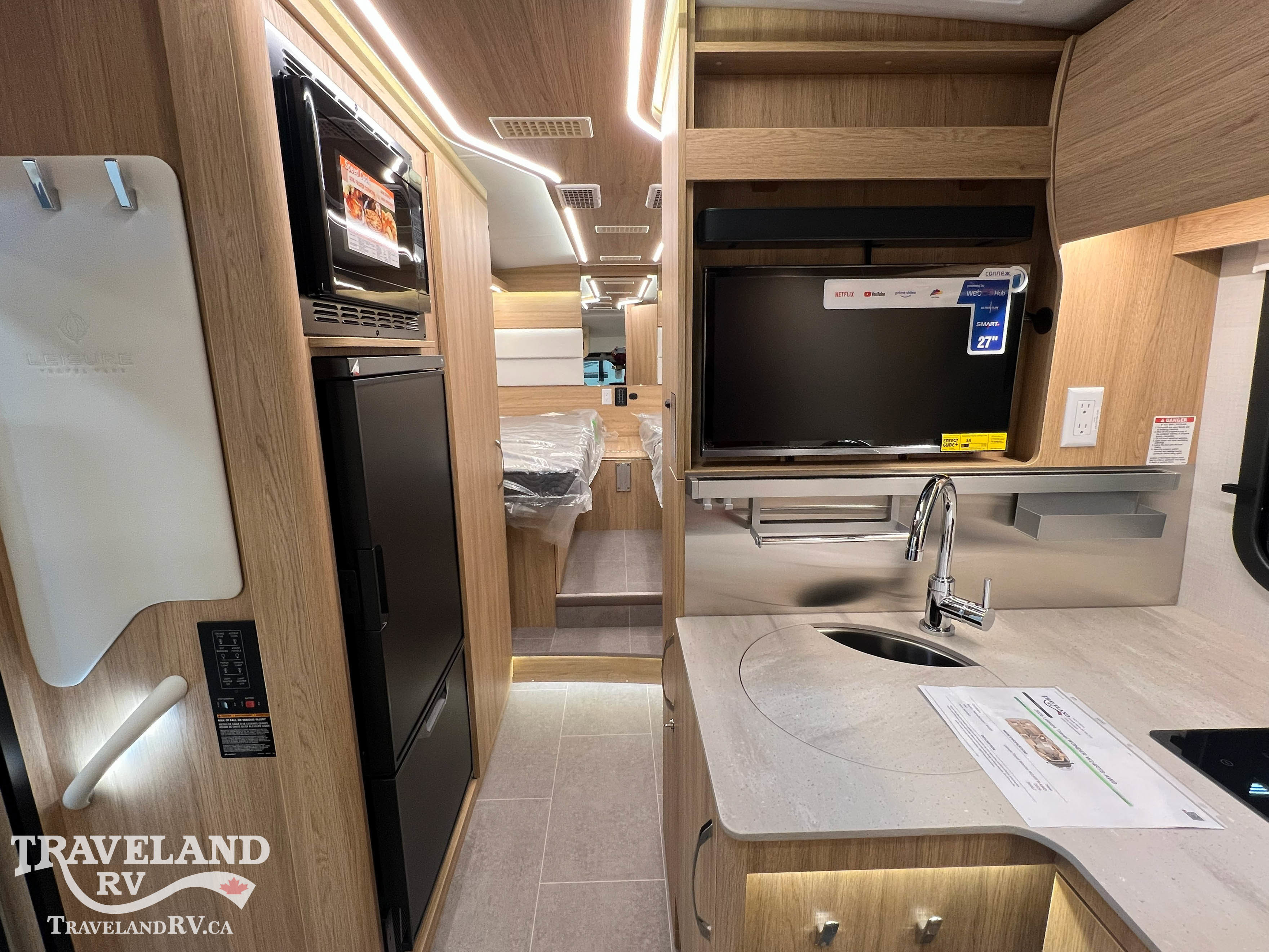 2026 Leisure Travel Wonder W24RTB - Image 3