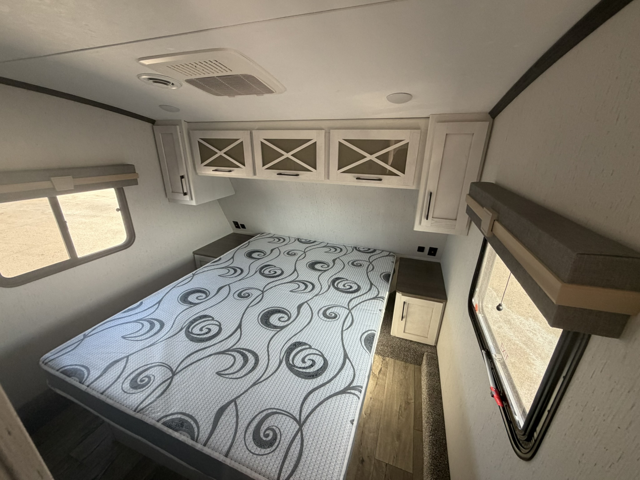 2024 DUTCHMEN ASTORIA 298BH - Image 21