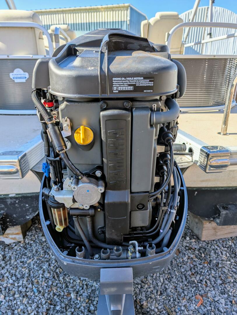 2014 Bennington 21 SLX - Image 11