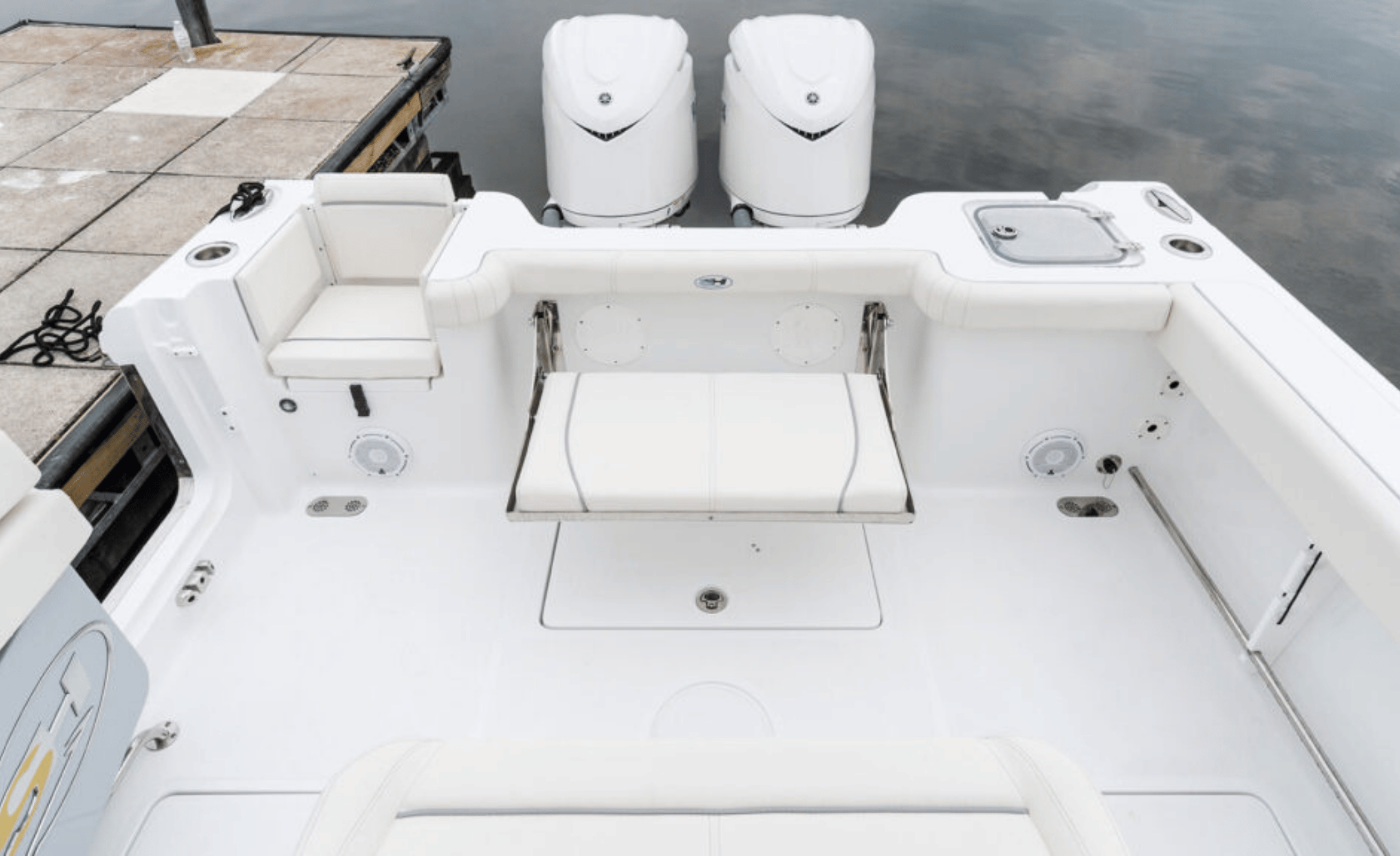 2027 Sea Hunt Gamefish 30FS - Image 5