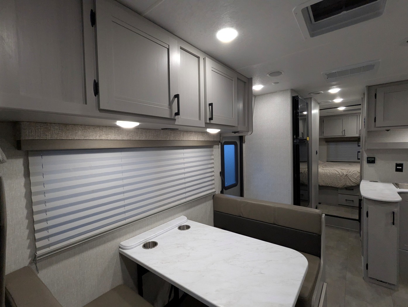 2025 Coachmen Leprechaun 260QB - Ford E-450 - Image 18