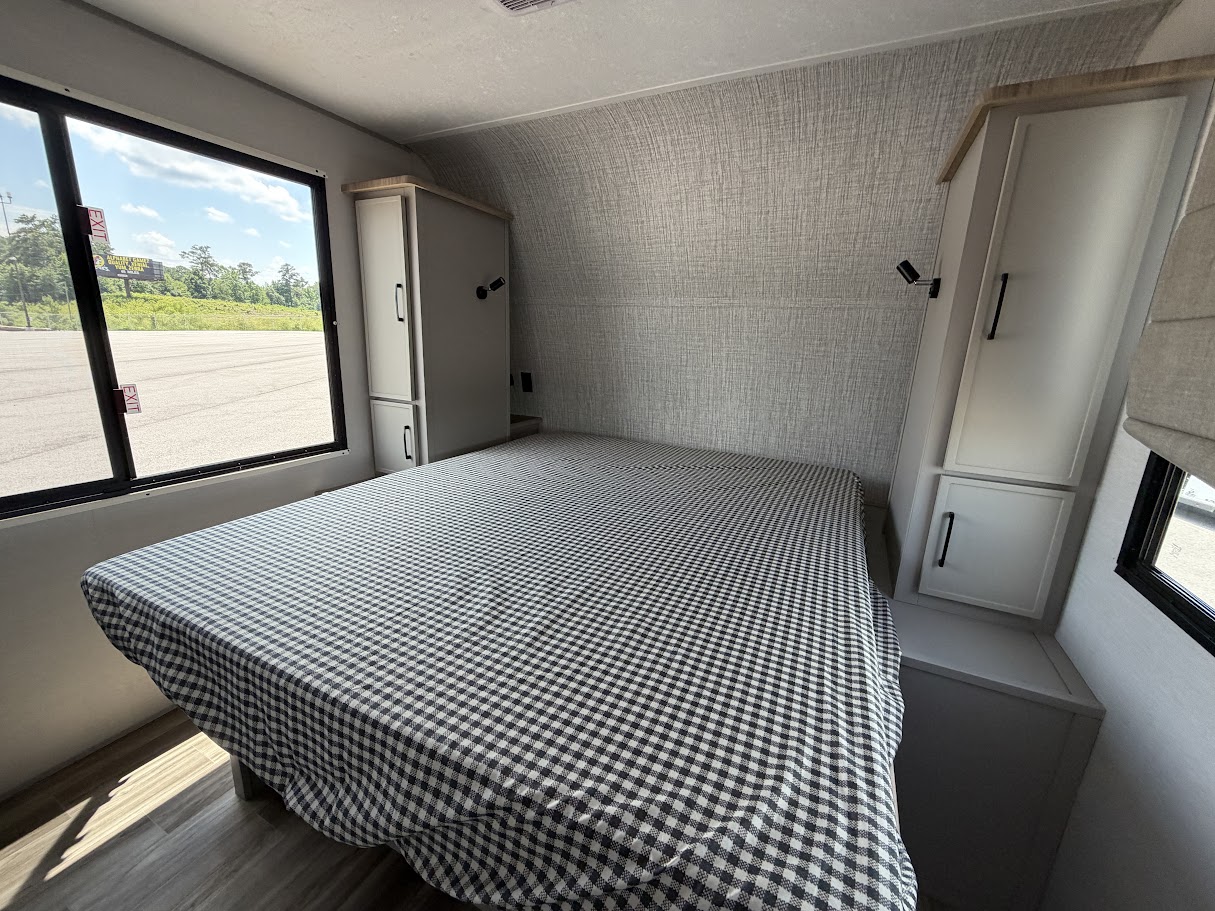 2025 FOREST RIVER VIBE 2600RK - Image 30