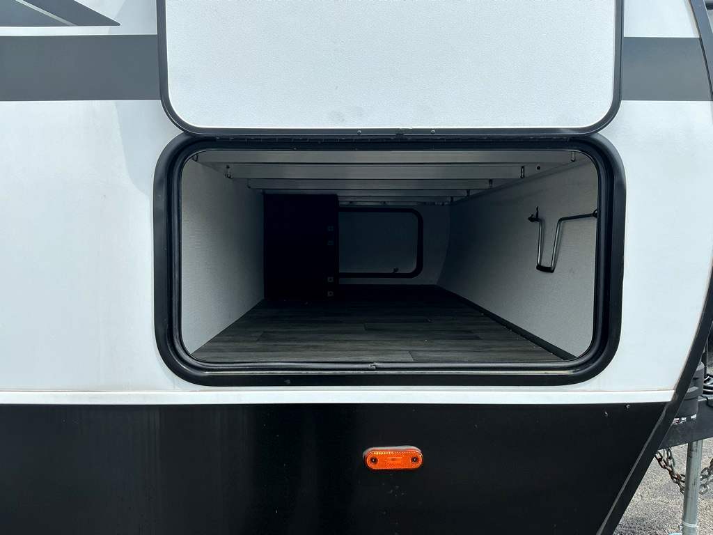 2026 EAST TO WEST 310RL - Image 13