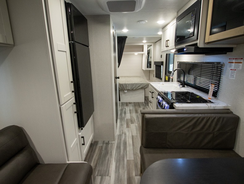 2026 Jayco Jay Flight SLX 210QB - Image 13