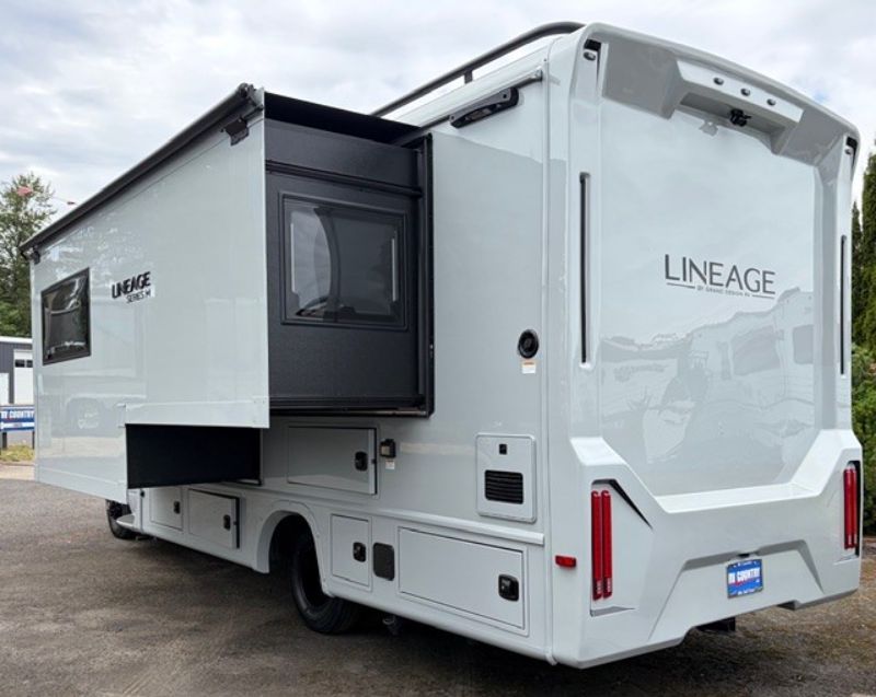 2026 Grand Design Lineage 25FW - Image 5