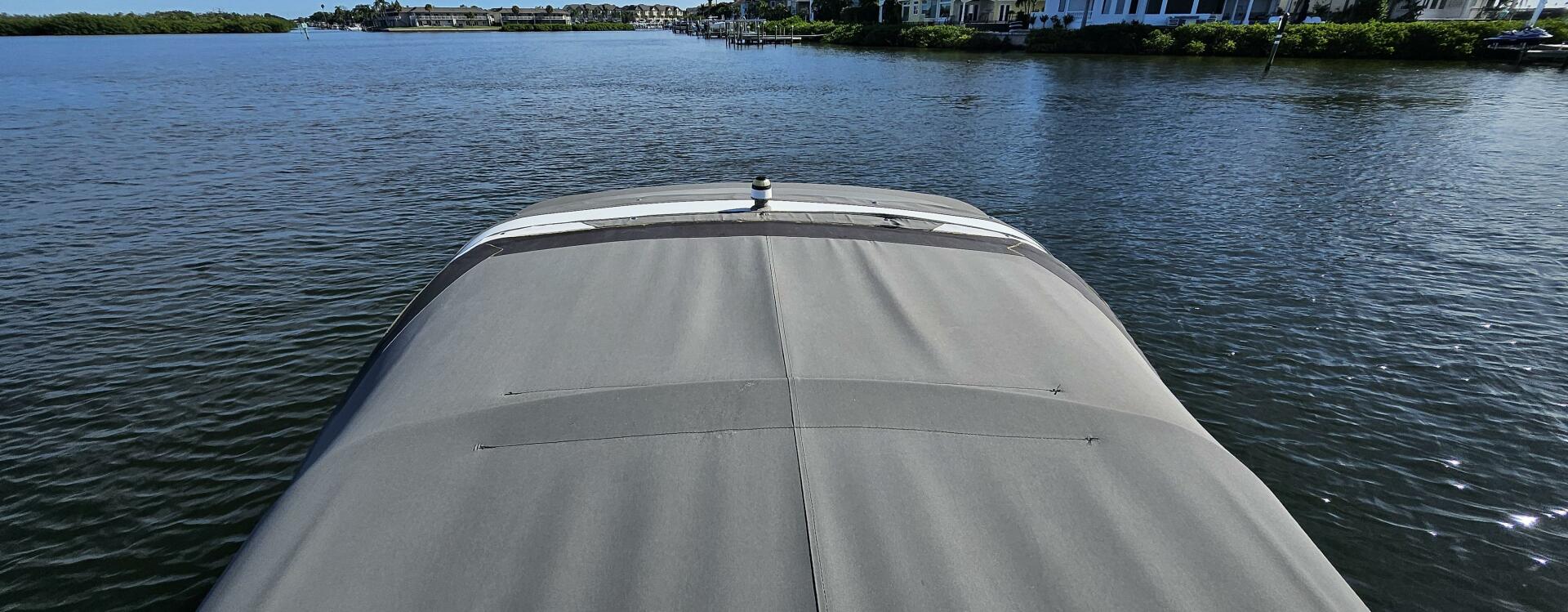 2010 Regal 2700 - Image 11