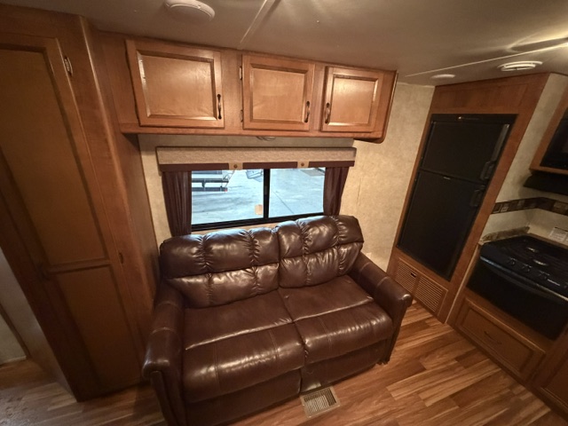 2015 Gulf Stream Innsbruck 25SBW - Image 23