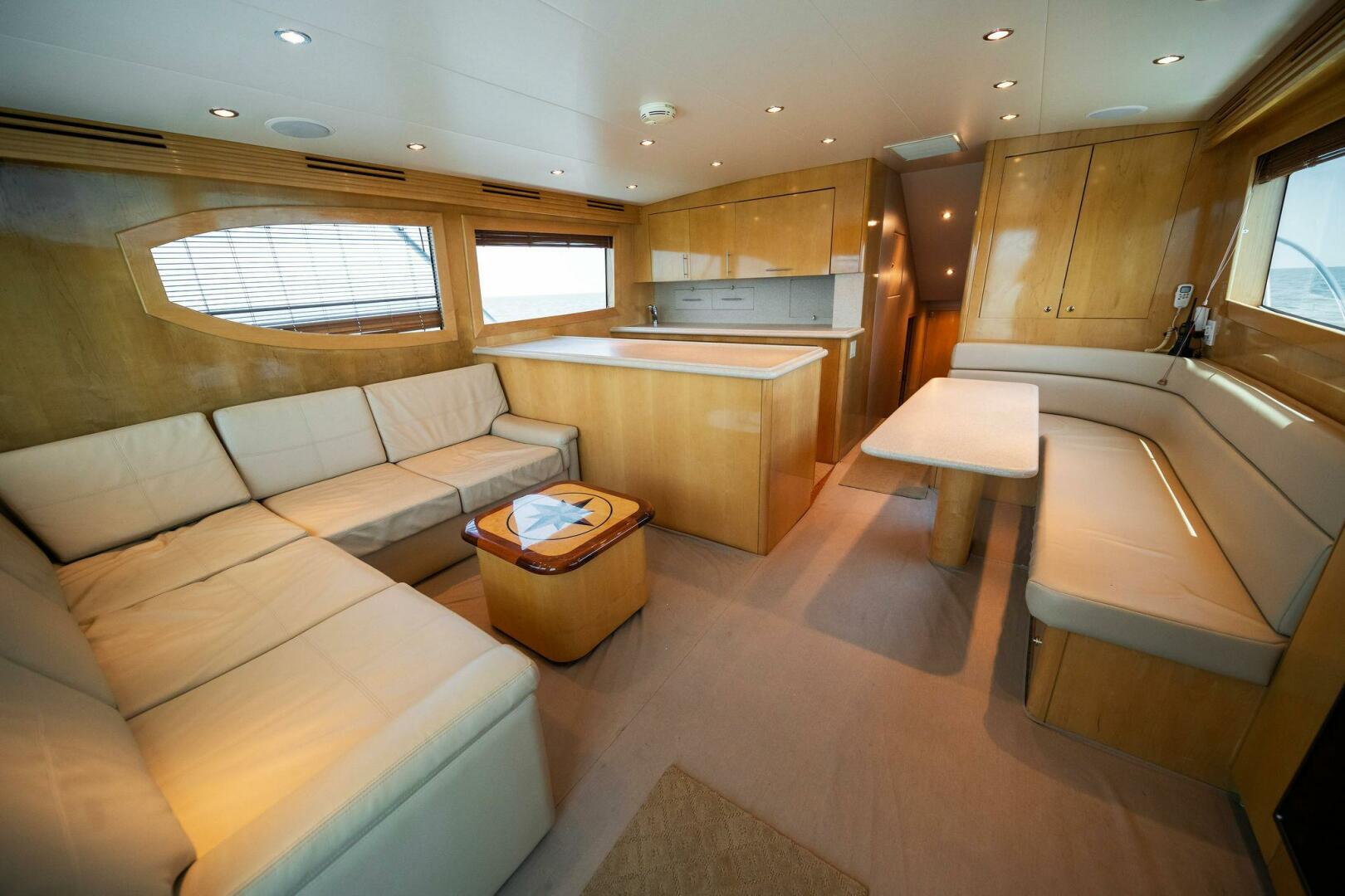 2003 Hatteras 54 Convertible - Image 16