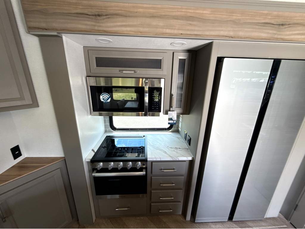2026 Keystone SPRINTER 3800FLB - Image 12