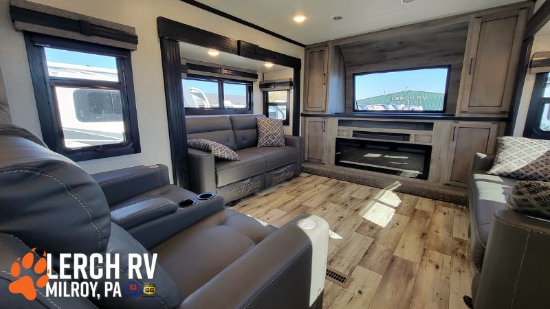 2022 KZ RV Durango Gold G387FLF - Image 16