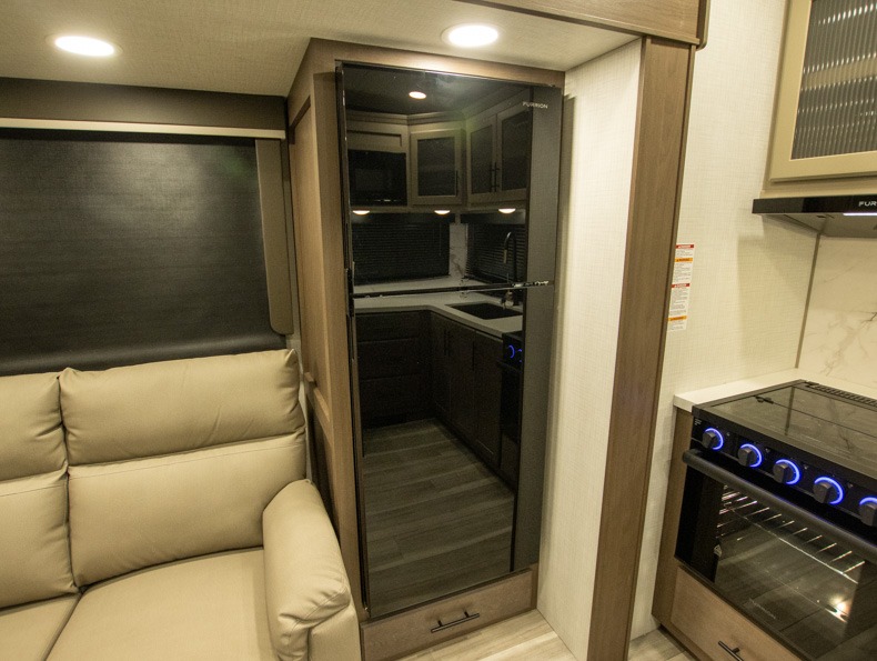 2026 Keystone Cougar Half-Ton 29MBD - Image 7