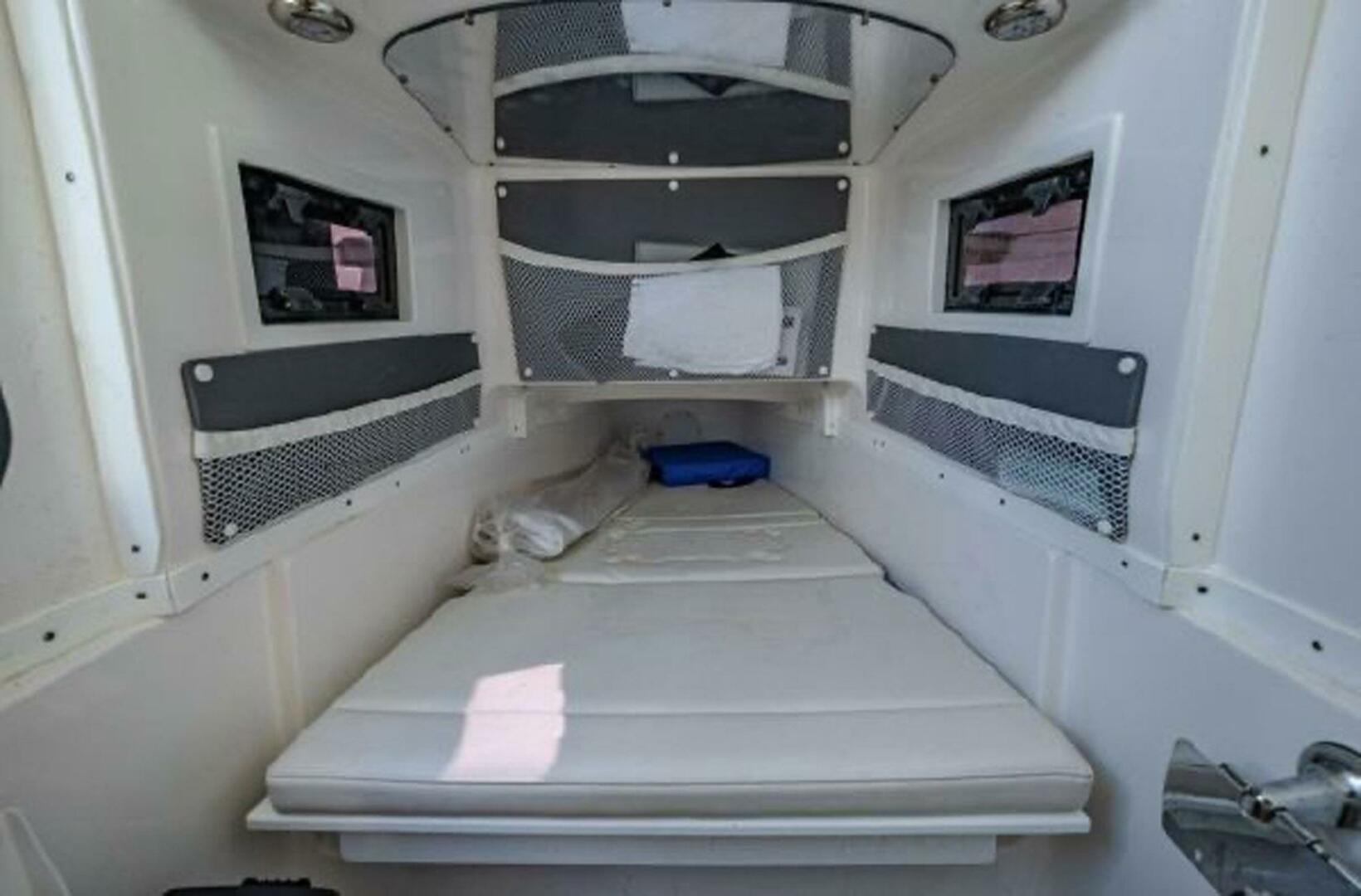 2020 Tidewater 320 CC Adventure - Image 13