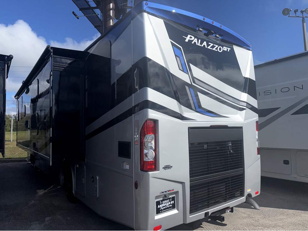 2026 THOR MOTOR COACH PALAZZO 33.5 - Image 3