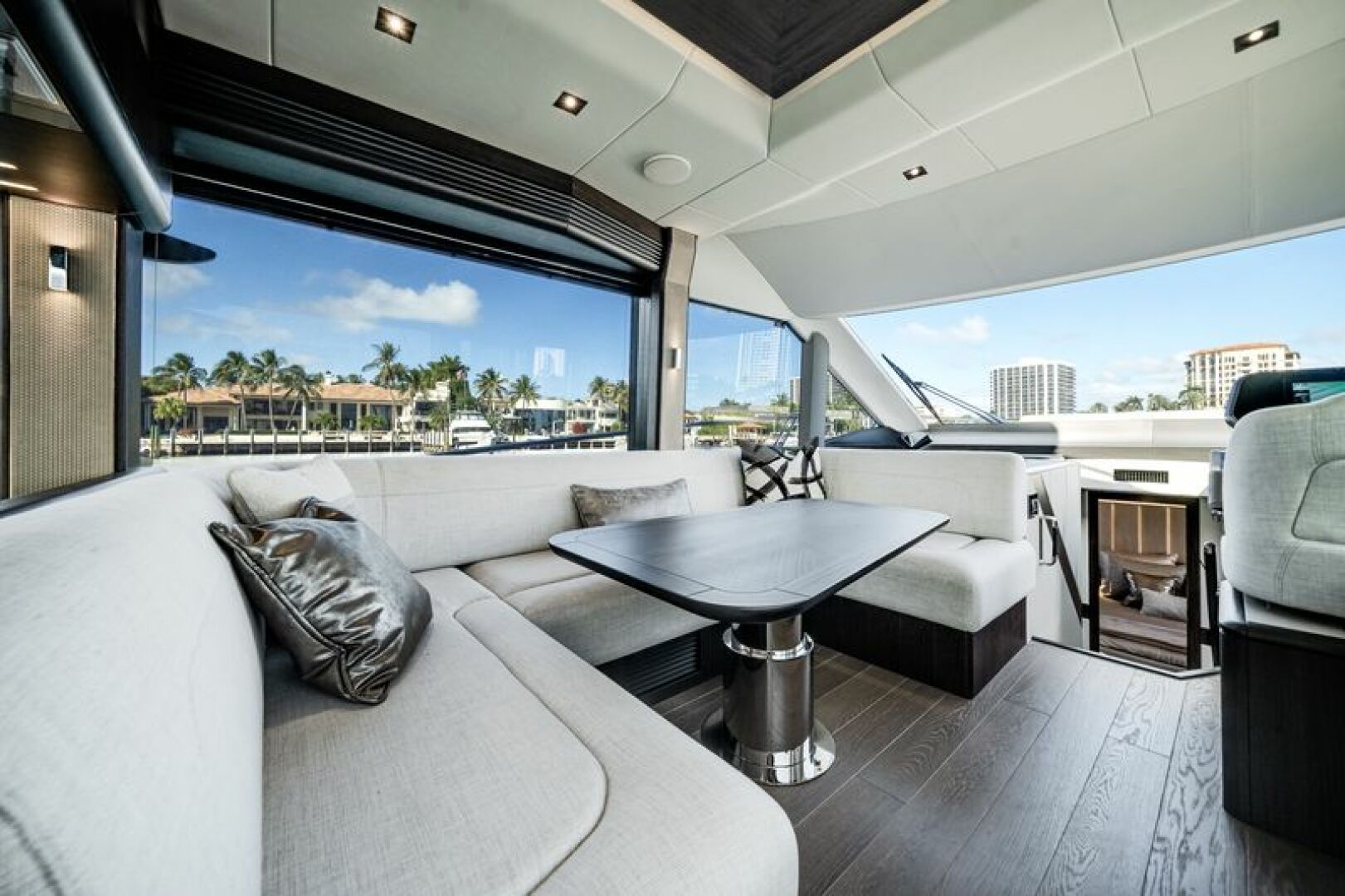 2024 Galeon 560 FLY Base - Image 31