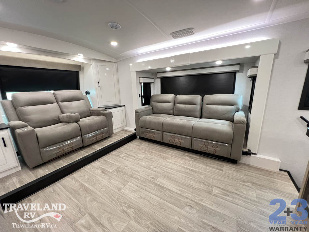 2027 Jayco Pinnacle 39FLOK - Image 37