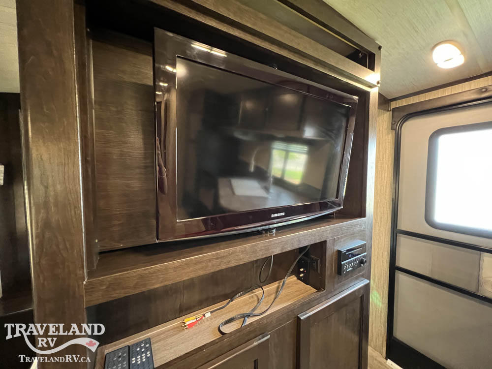 2018 Heartland Sundance XLT SD XLT 291 QB - Image 16