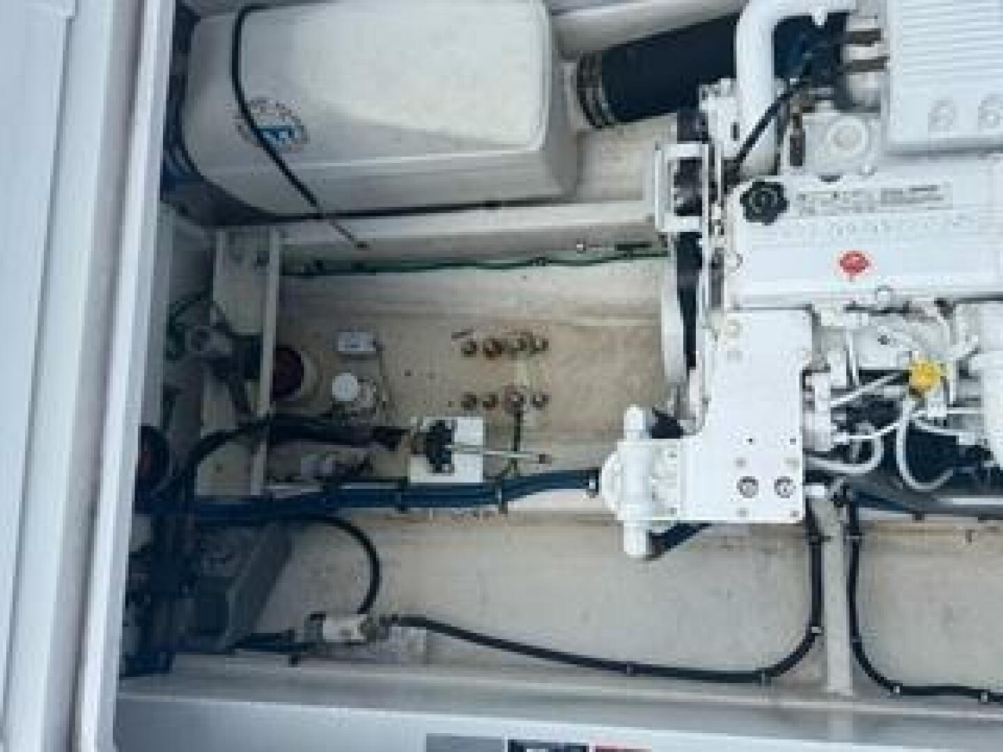 2019 OceanPro 35 - Image 12