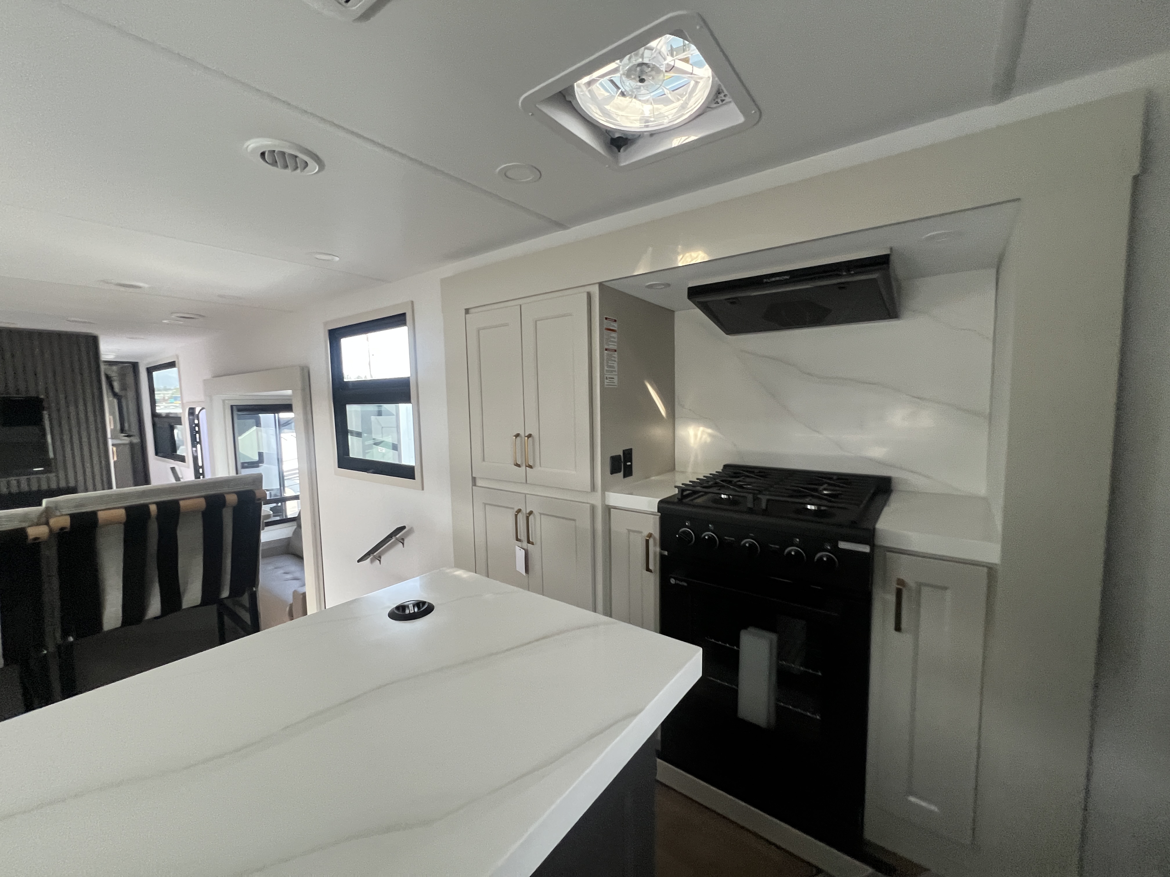 2027 Grand Design Solitude 390RK - Image 17