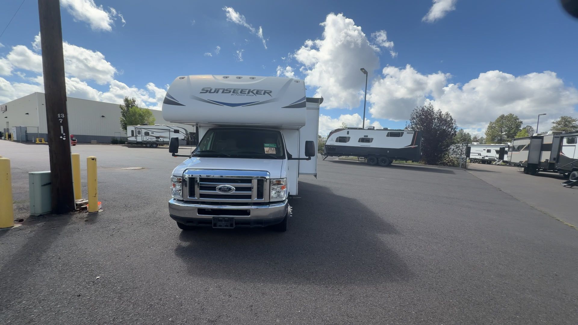 2020 Forest River Sunseeker 2290S - Image 12