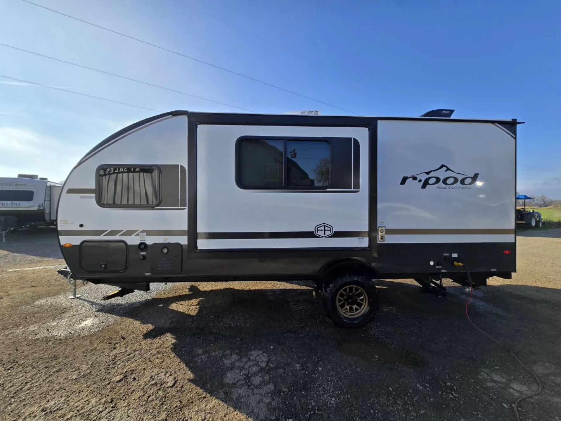 2026 FOREST RIVER R-POD RP185 - Image 3