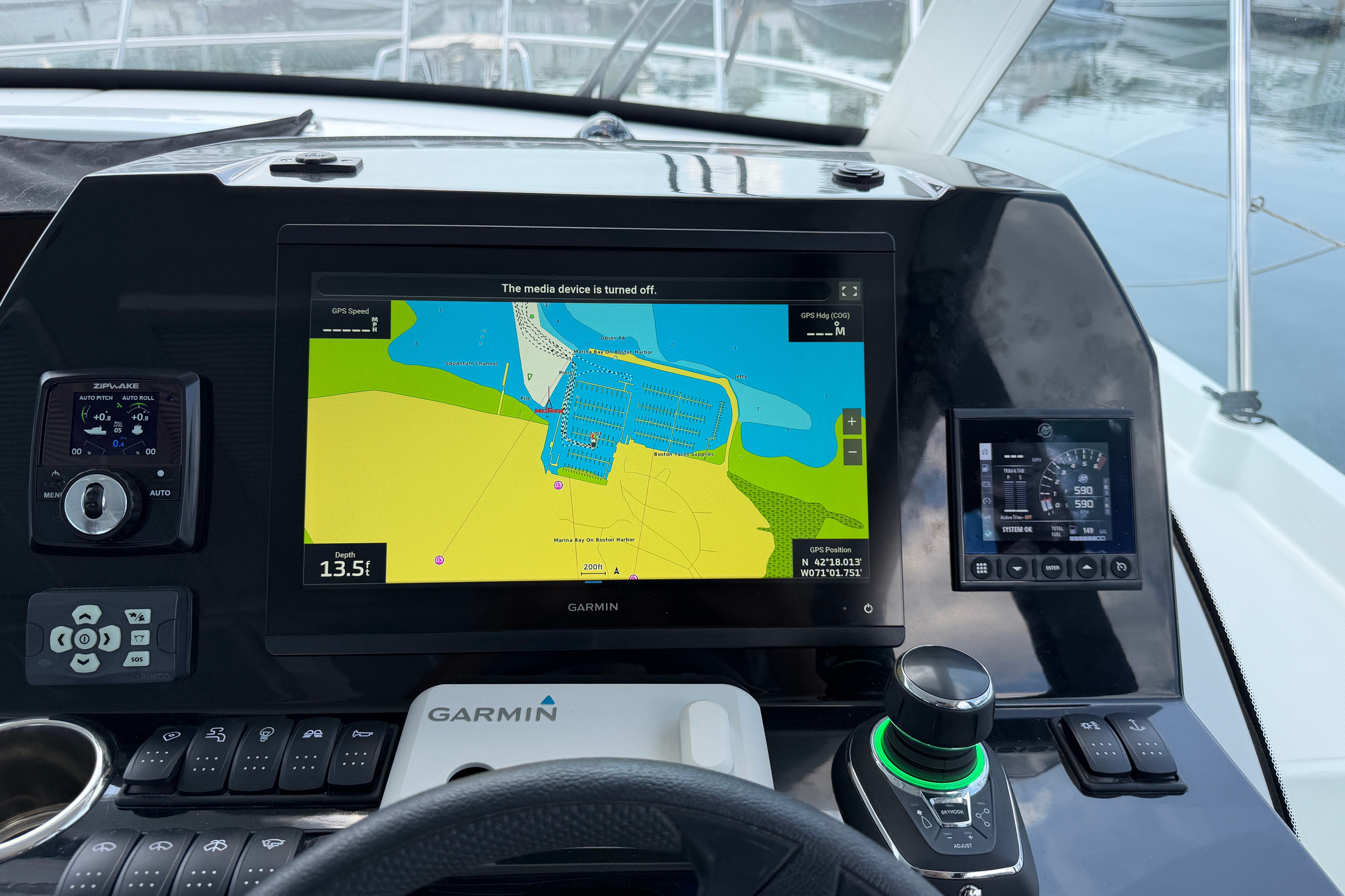 2023 Beneteau Antares 11 OB - Image 44