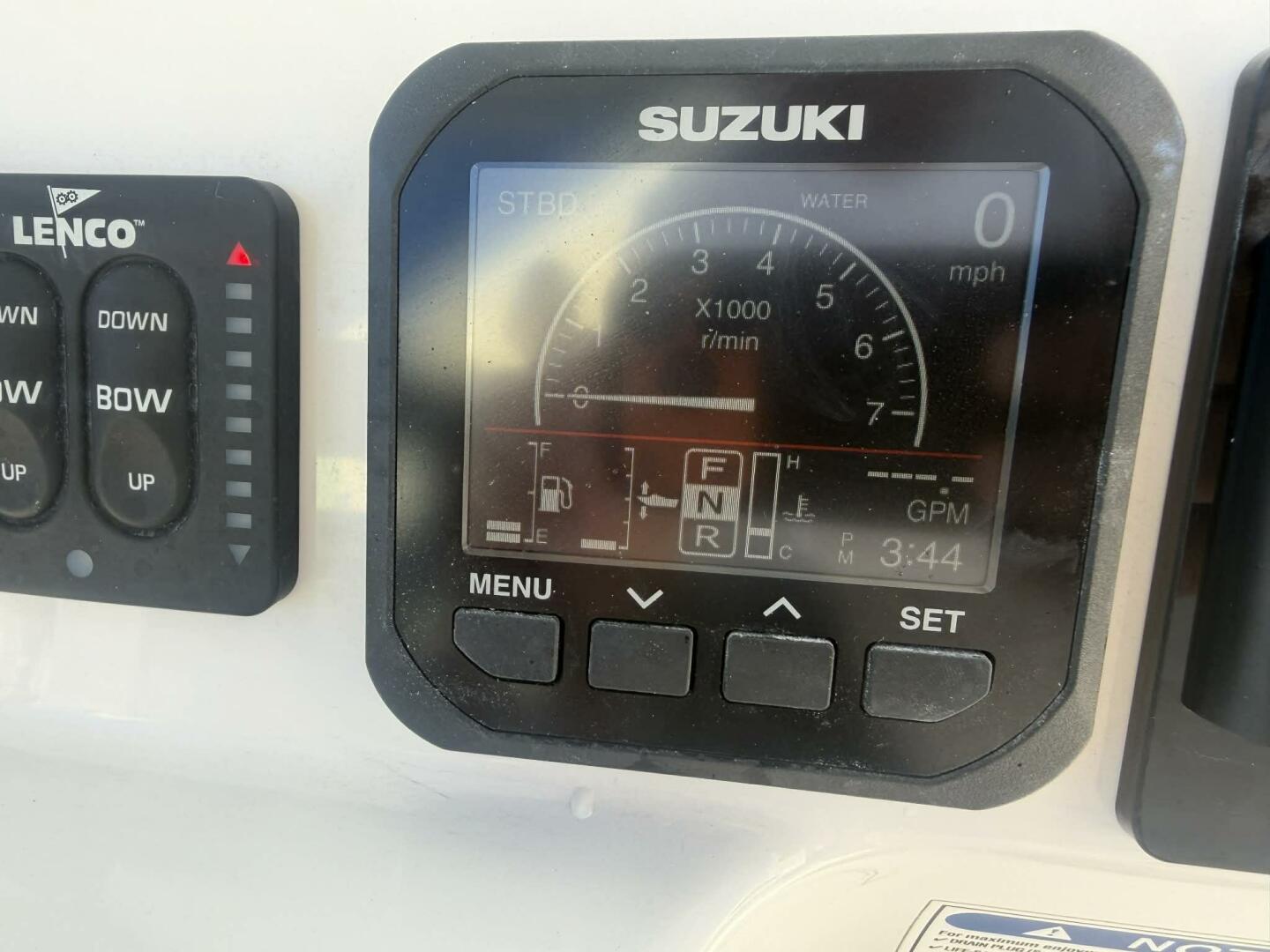 2021 Aquasport 2500 Center Console - Image 28