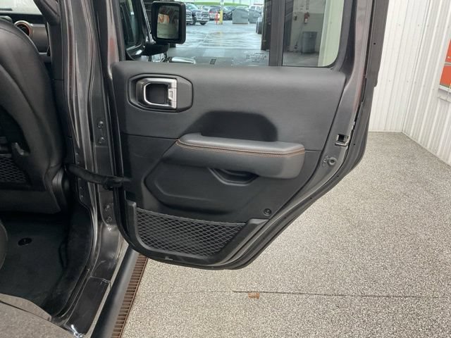 2022 Jeep Gladiator Crew Cab Mojave 4WD - Image 31